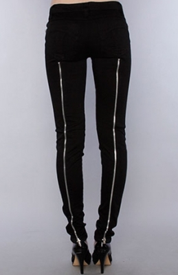 The Back Zip Skinny Jean in Black