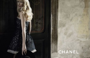 Claudia Schiffer - Chanel 2010-es hirdetések