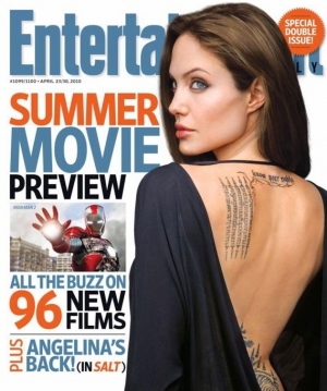 Címlapon: Angelina Jolie